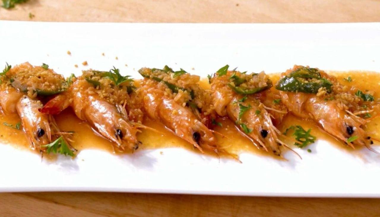 Recipe: Filipino-style garlic butter prawns