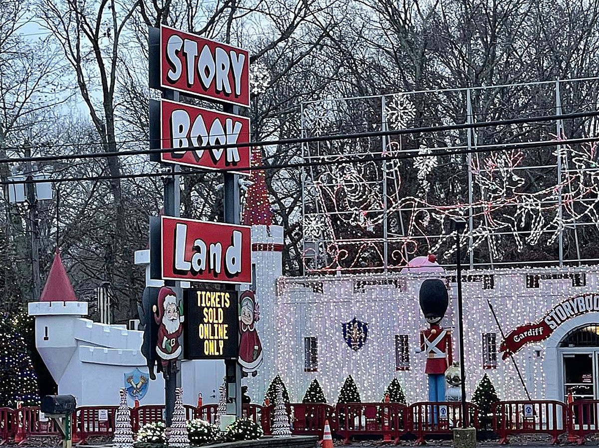 Historical past & Christmas At Storybook Land In Egg Harbor Township, NJ