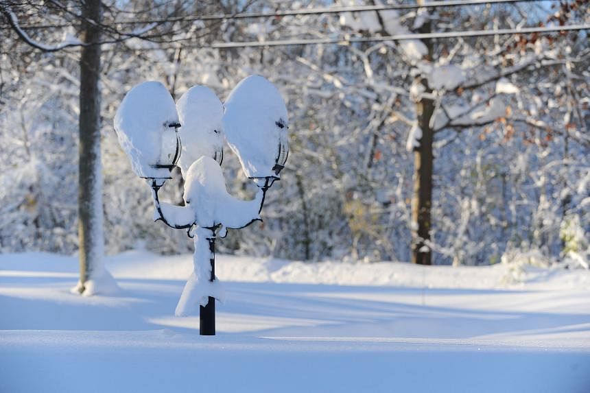 Snowstorm batters western New York, limiting journey forward of busy Thanksgiving vacation