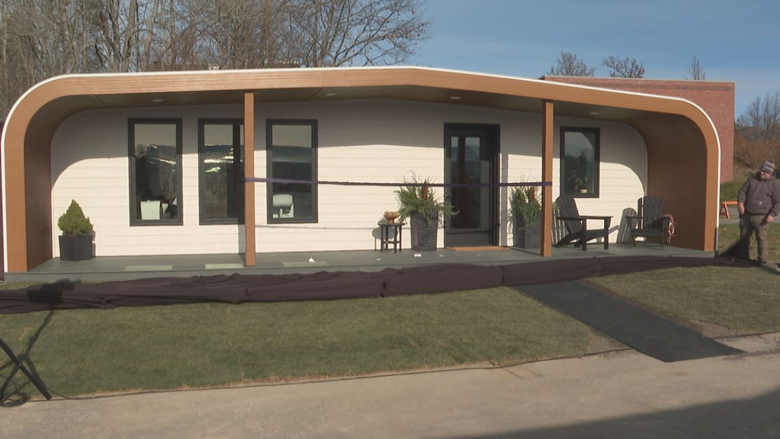 UMaine unveils world’s first 3D bio-based house