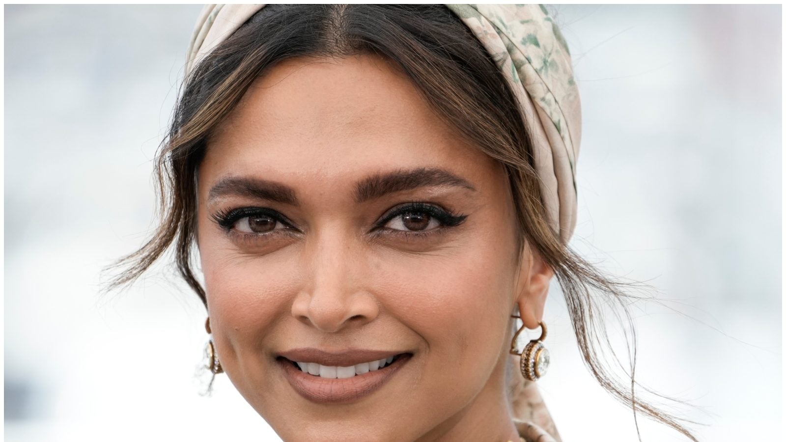 Deepika Padukone to Make a Comeback with Pathan, Know why she Dropped out of School