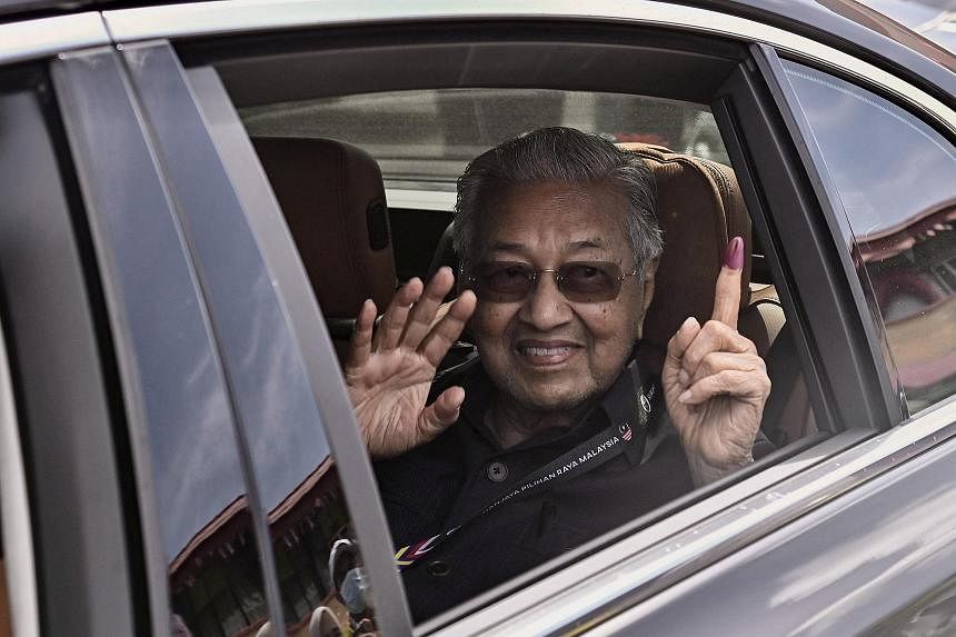 Malaysia election: Mahathir loses in Langkawi, his first electoral defeat since 1969