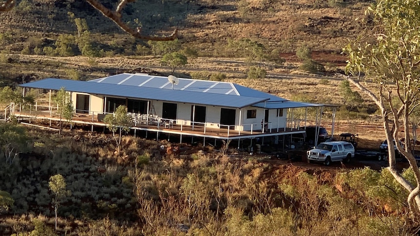 Cloncurry man builds off-grid house in outback Queensland however warns ‘it isn’t for everybody’