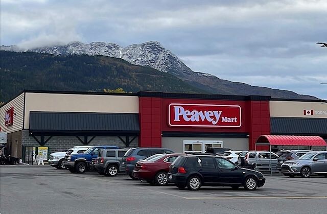 Peavey Mart opens new ‘rural way of life’ outlet in Salmon Arm – Salmon Arm Information