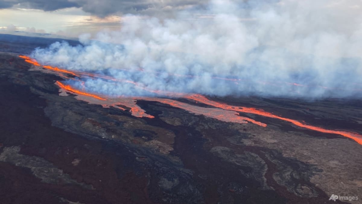 World’s largest volcano erupts in Hawaii