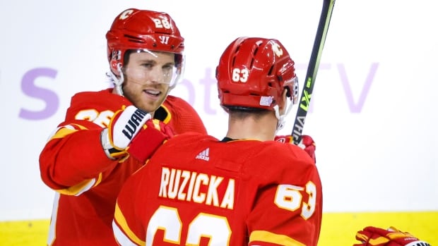 Flames snap 7-game shedding streak with win over Jets