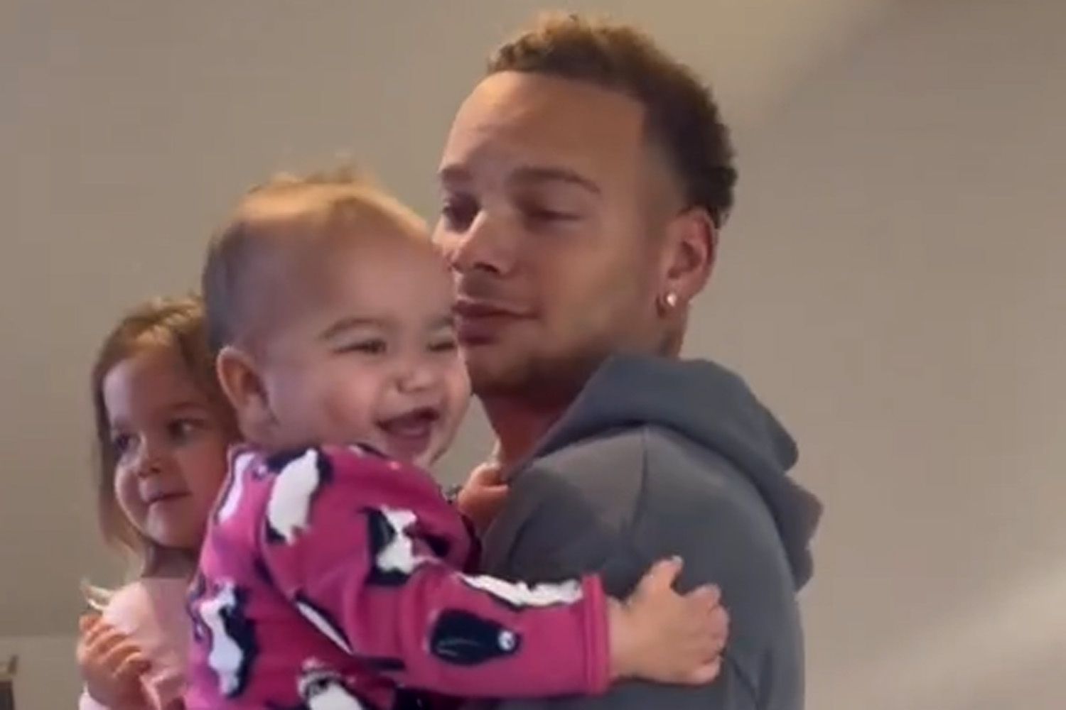 Kane Brown Celebrates Daughter Kodi Jane’s First Birthday: Video