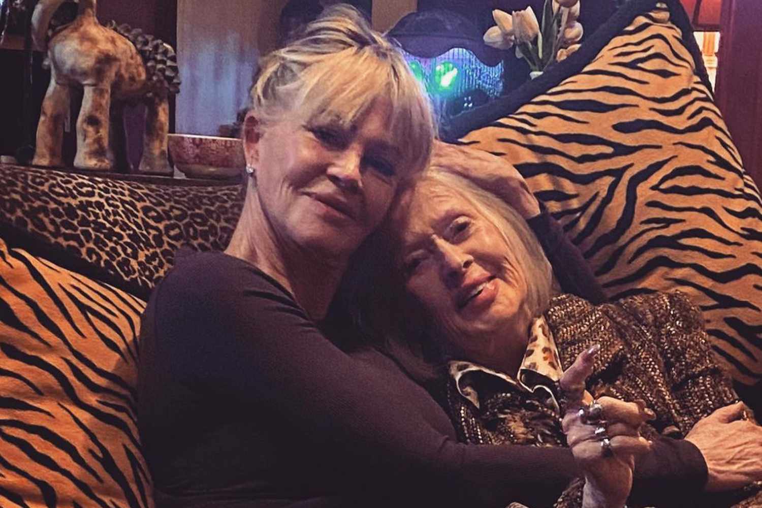 Melanie Griffith Snuggles As much as Her Mother Tippi Hedren in Candy Picture