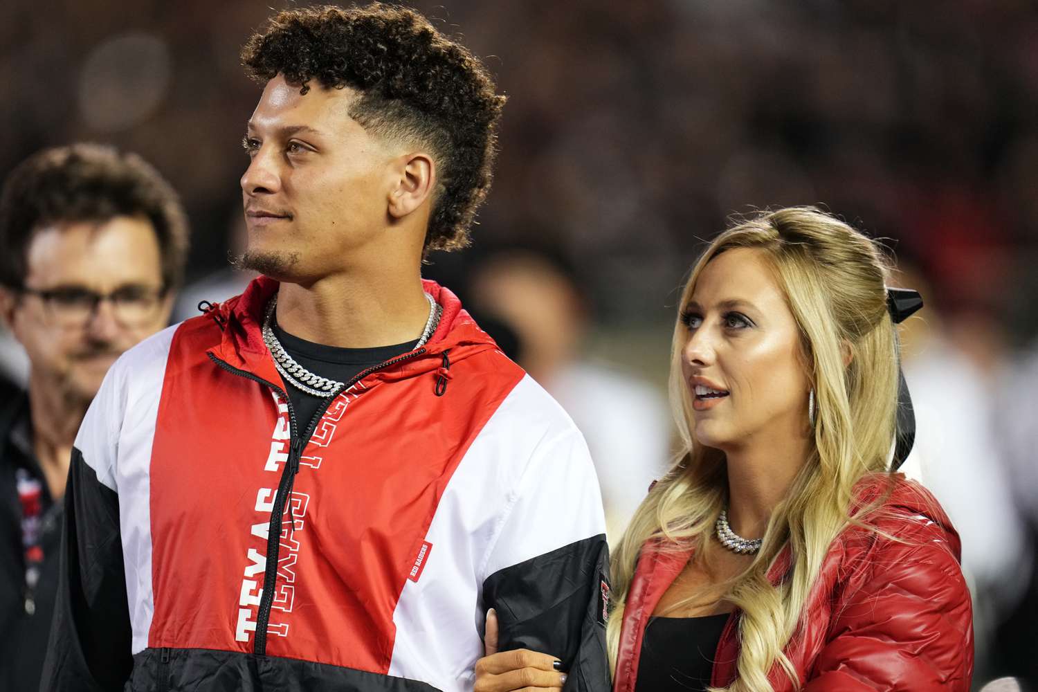 Brittany Mahomes Shares Attractive ‘Sneaky Peaky’ of Maternity Photoshoot