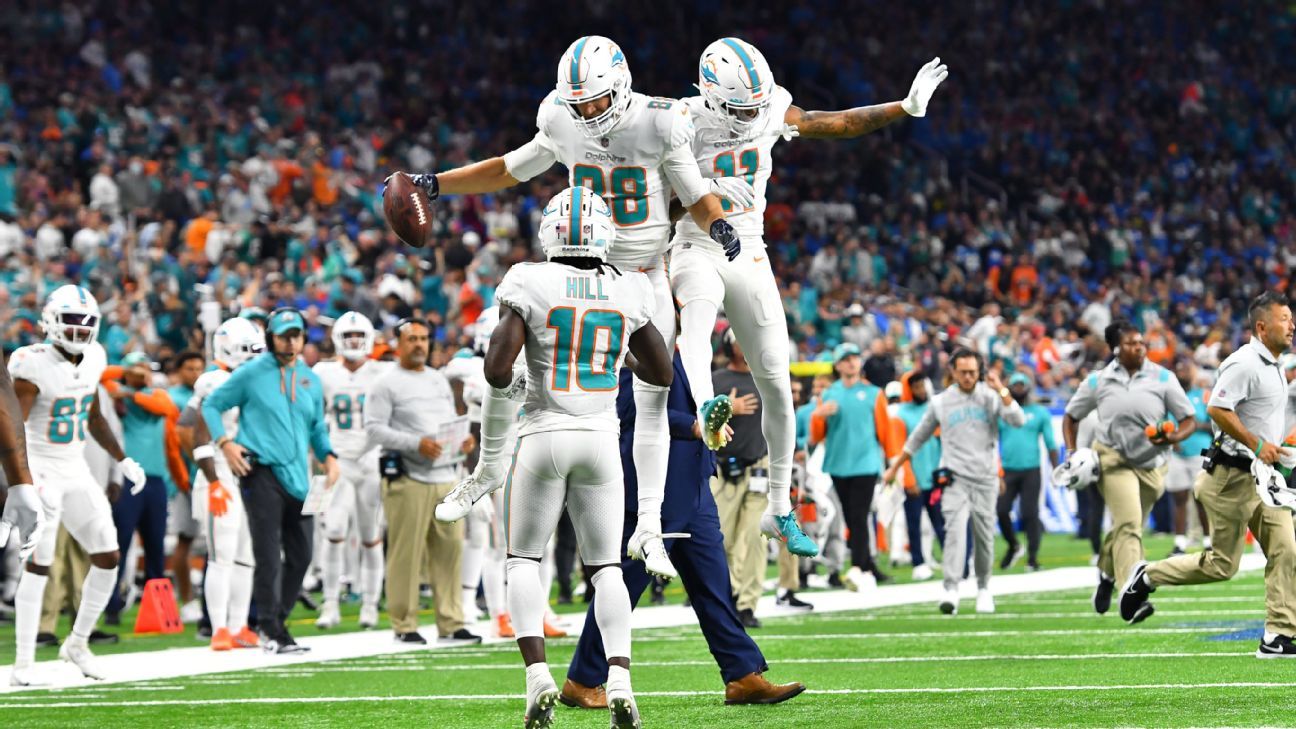 Dolphins are discovering ‘alternative in adversity’ late in video games – Miami Dolphins Weblog