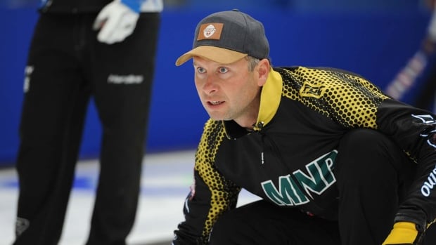 Meachem opens blended curling championships with win in Saskatchewan