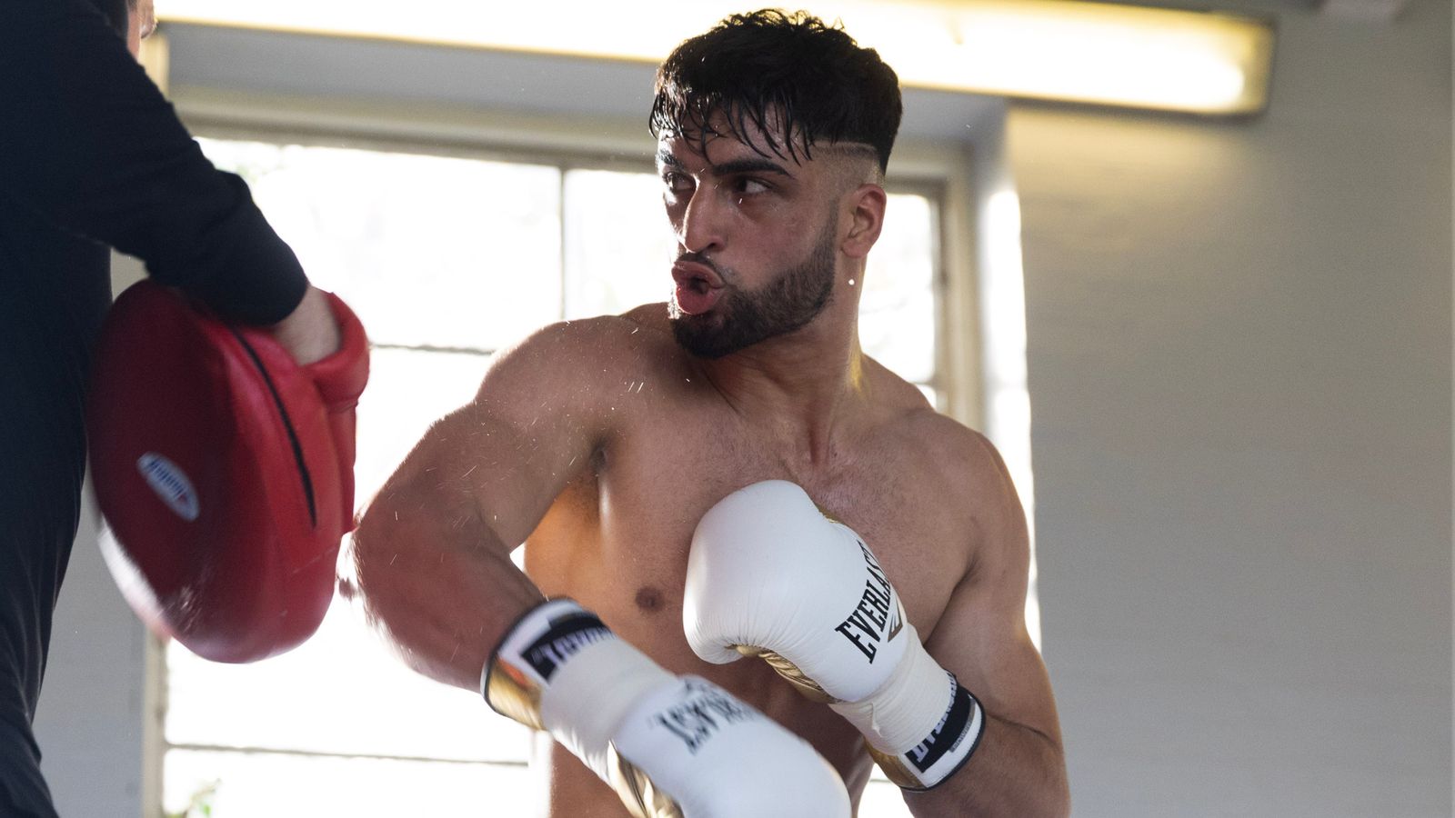 Adam Azim is punching so arduous he has to spar middleweights | ‘If I hit anybody with that surprising shot, I do know they’re going to go down’ | Boxing Information