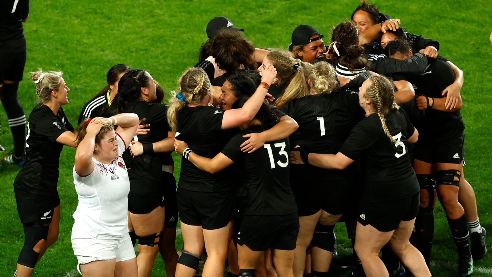 New Zealand 34-31 England: Hosts win Rugby World Cup with dramatic victory over Pink Roses in Auckland | Rugby Union Information