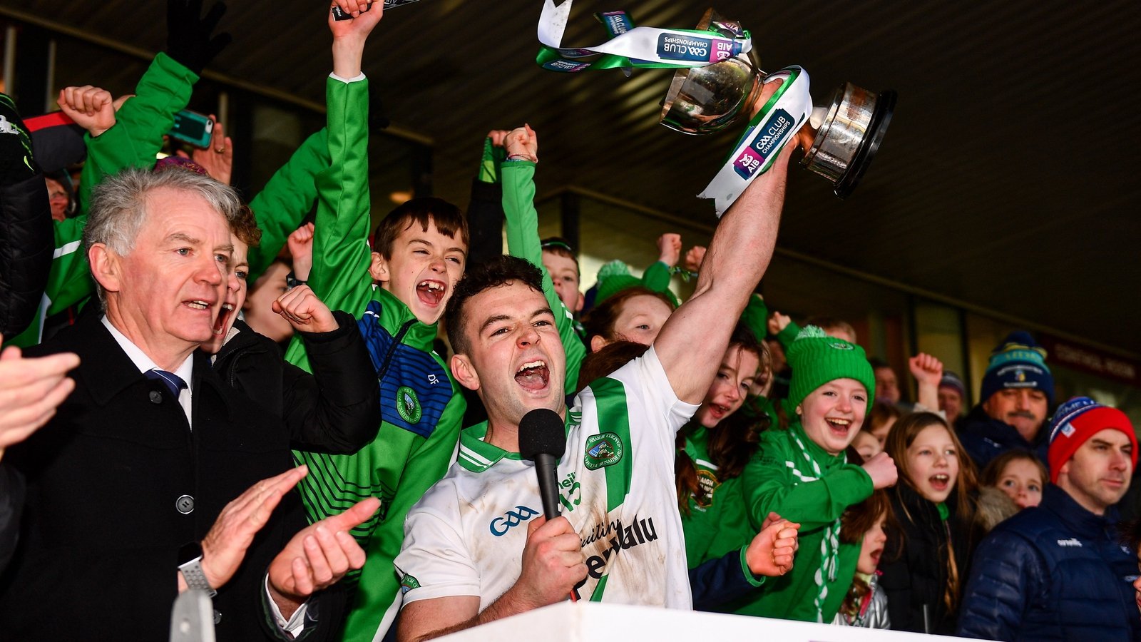 Moycullen ease to first Connacht senior membership crown