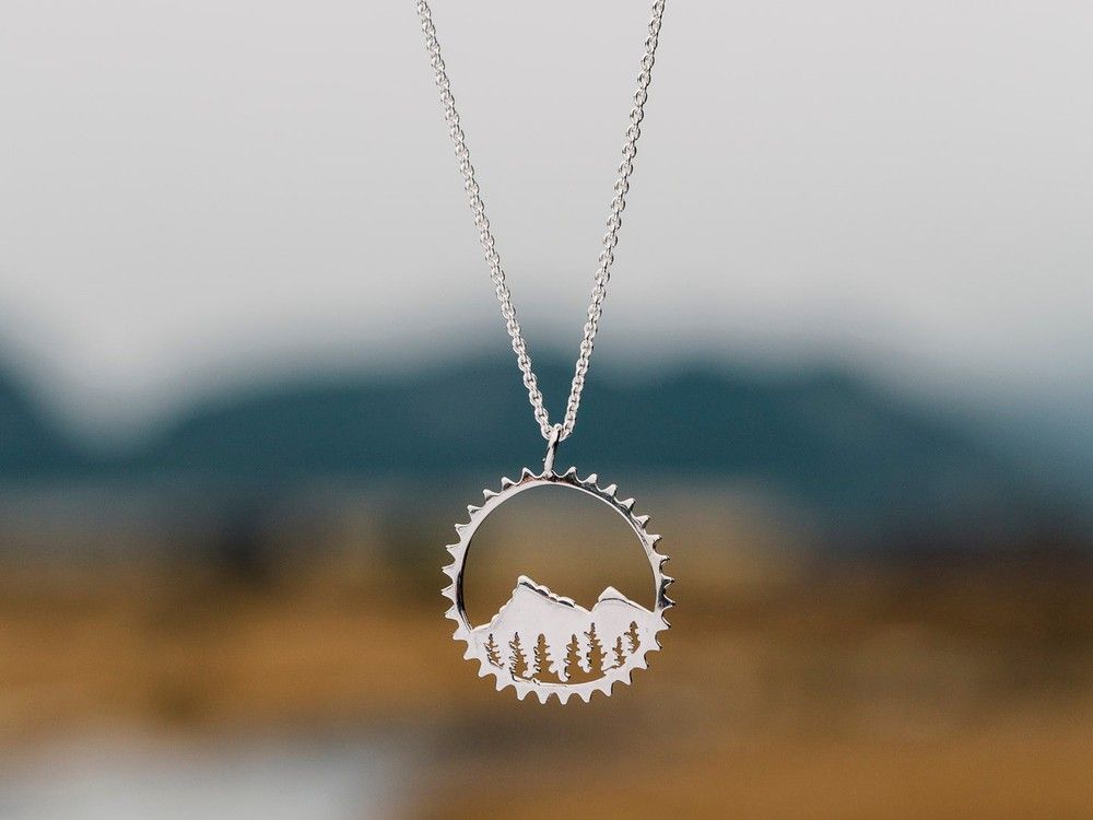 Vancouver Island jewellery model highlights ‘coastal-inspired’ creations