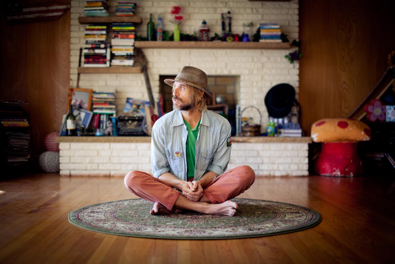 Folksinger Todd Snider to finish three-day run