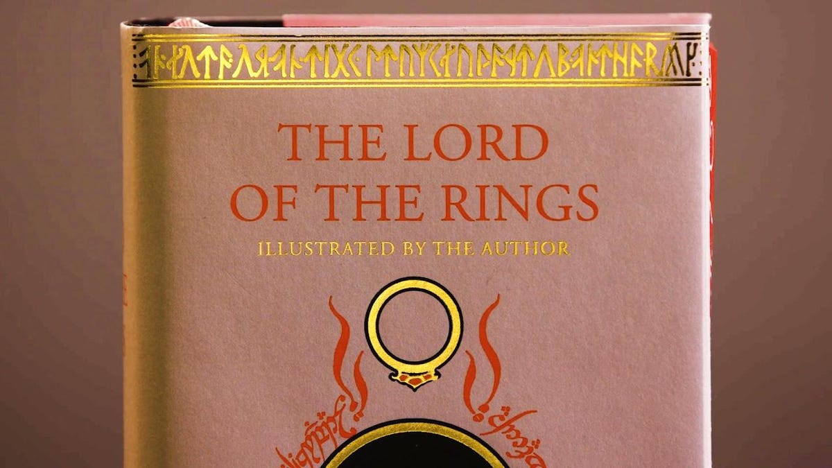 A Tolkien Lover’s Vacation Present Information — Christmas 2022 ‘Lord Of The Rings’ Books, Video games And Extra