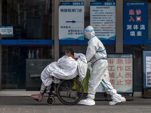 Packed ICUs, crowded crematoriums: Coronavirus roils Chinese language cities