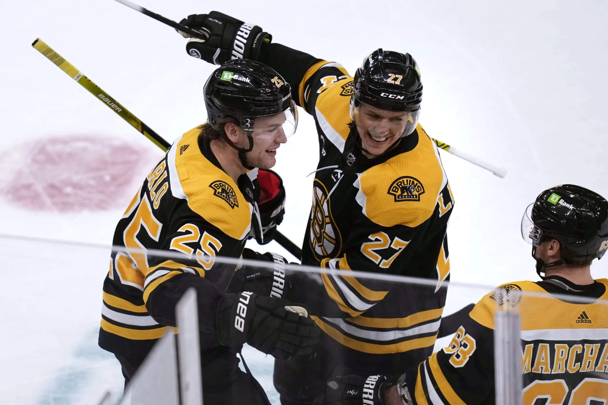 Bergeron helps Bruins beat Panthers 7-3 for seventeenth dwelling win