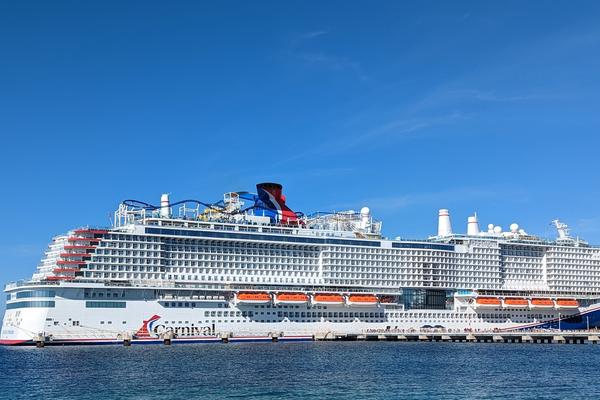 Photograph Tour of the New Carnival Celebration Cruise Ship