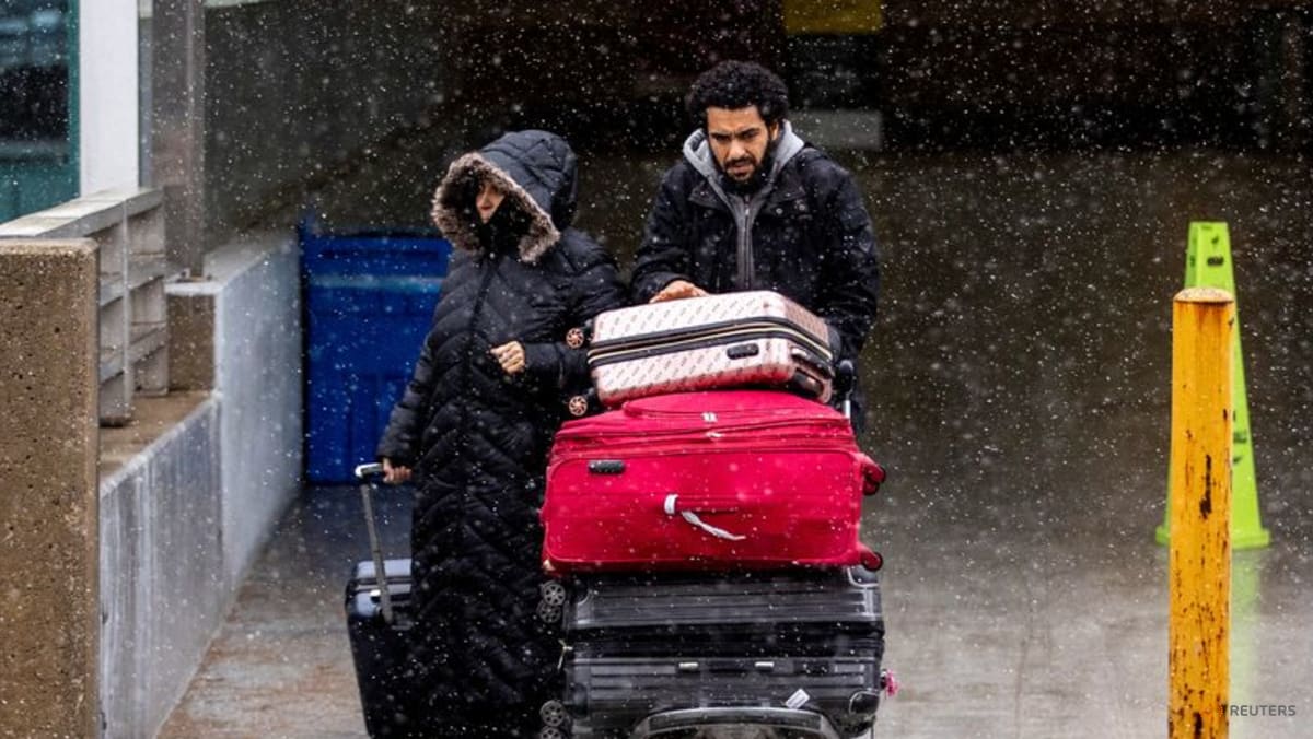 Winter storm causes havoc throughout Canada, disrupts vacation journey