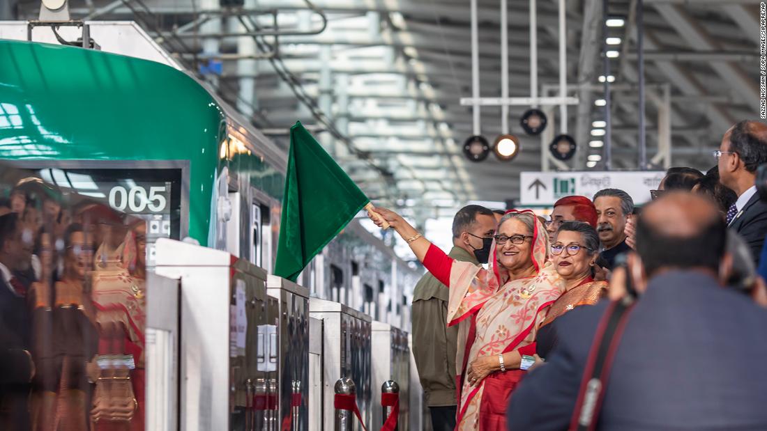 Dhaka Metro: Bangladesh capital opens first mass fast transit line