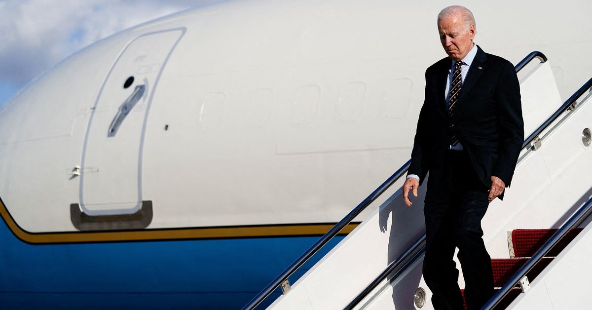 Biden warns Individuals: ‘Depart now’ in case you plan Christmas journey