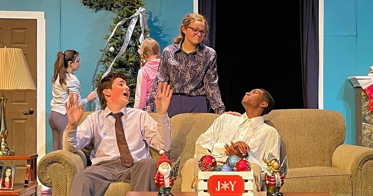 Lake Park Excessive Theatre to stage vacation comedy