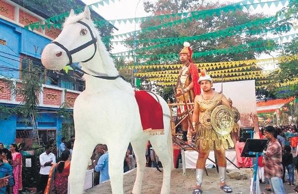 Athira Arts Membership displaying floats in Cochin Carnival since 1984- The New Indian Specific