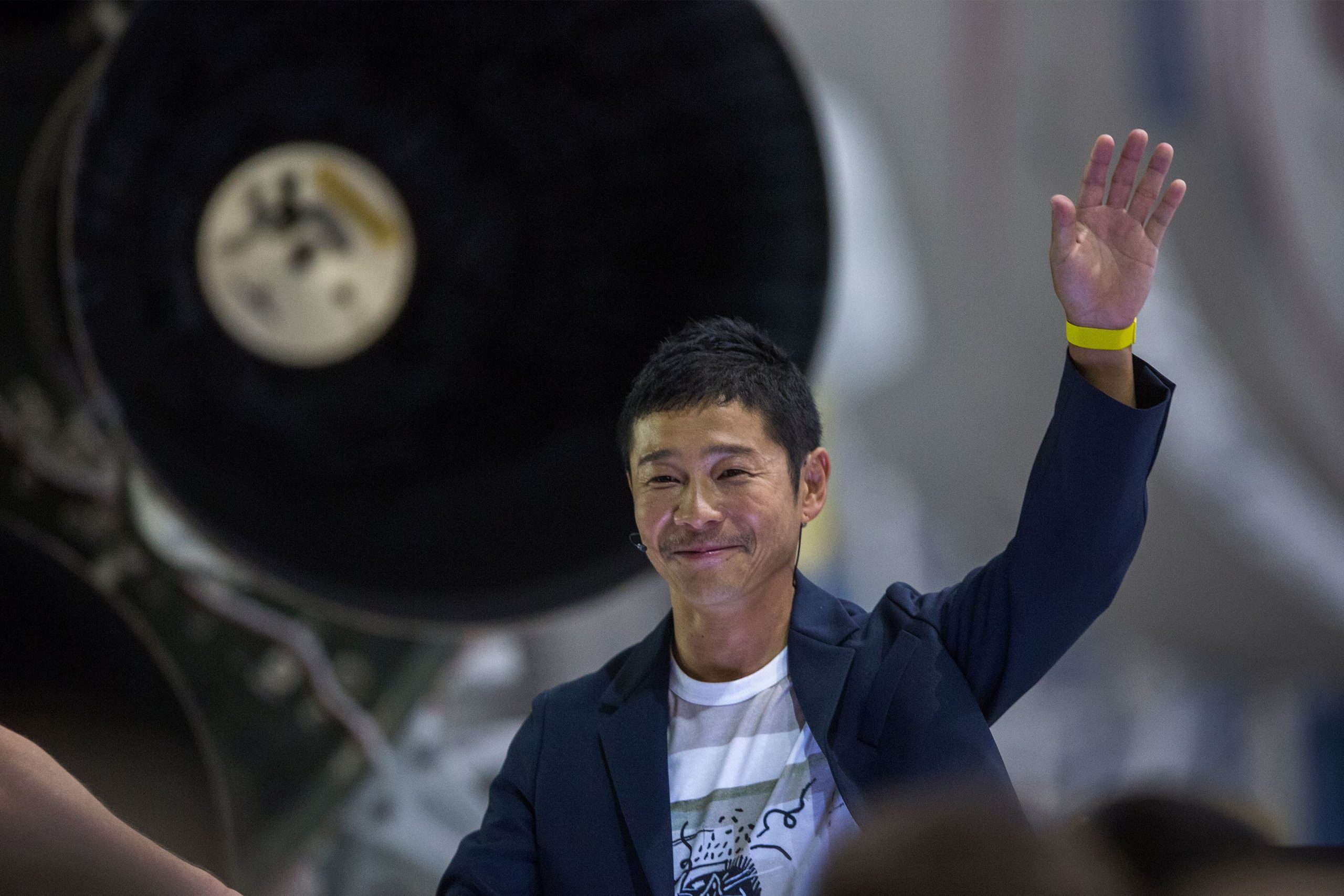 Artwork Business Information: Basquiat Mega-Collector Yusaku Maezawa Has Picked the Superstar Crew for His Moon Voyage + Different Tales