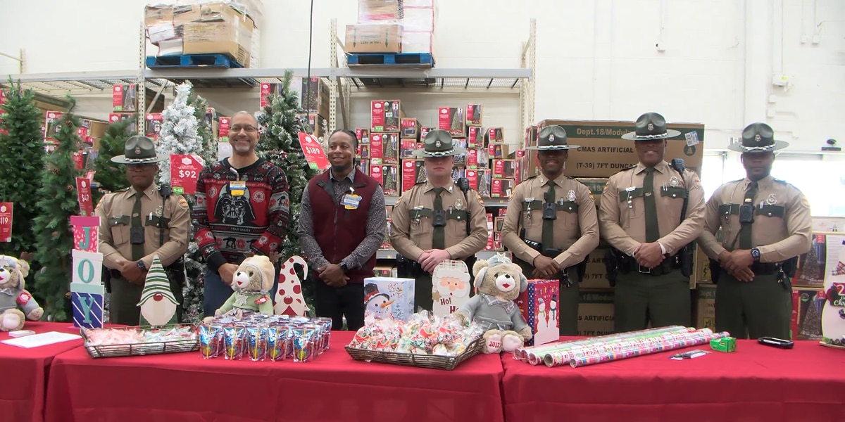 Memphis law enforcement officials and Shelby County deputies take youngsters looking for Christmas