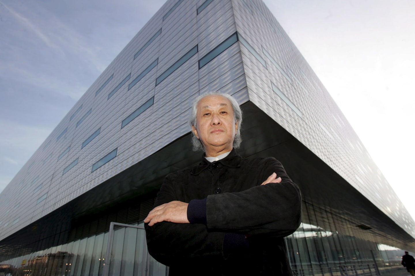 Arata Isozaki, architect who blended kinds of Japan and West, dies at 91