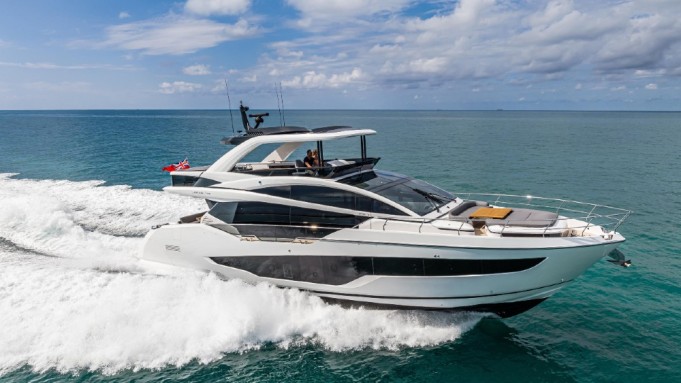 The Pearl 72 Delivers Compact Model and Huge Efficiency on the Water – Robb Report