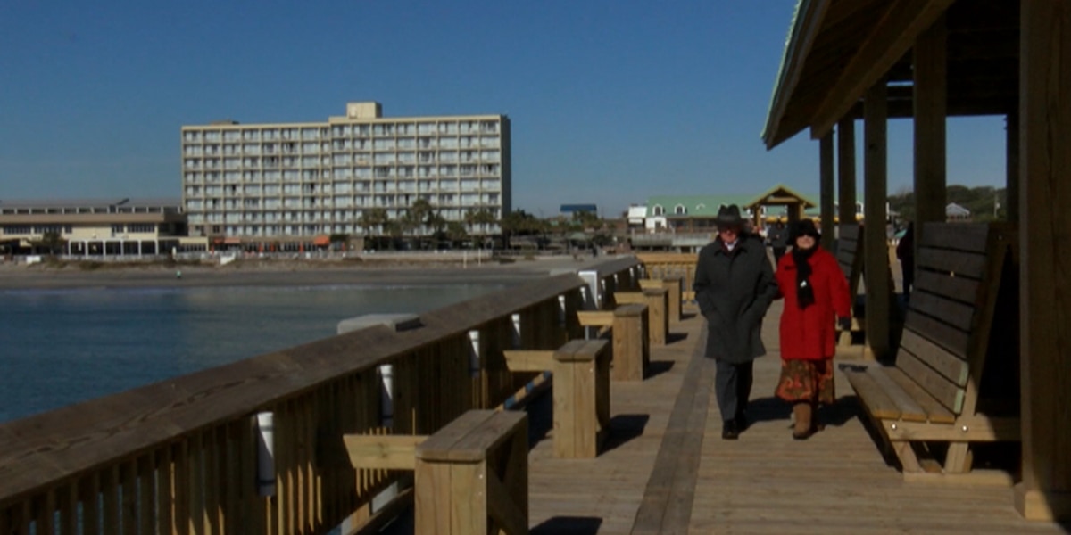 Neighborhood reacts to new Folly Seashore Pier on opening day