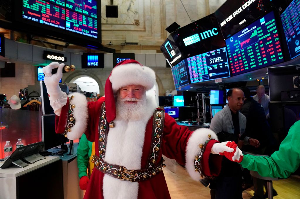 Netflix, Warner Bros Discovery, AMC Networks Amongst High Media And Tech Gainers In Inventory Market’s ‘Santa Claus Rally’ – Deadline