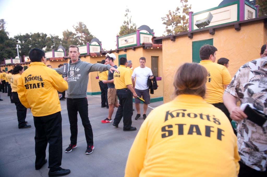 Knott’s Berry Farm scales again chaperone coverage in wake of adlescent fights – Orange County Register