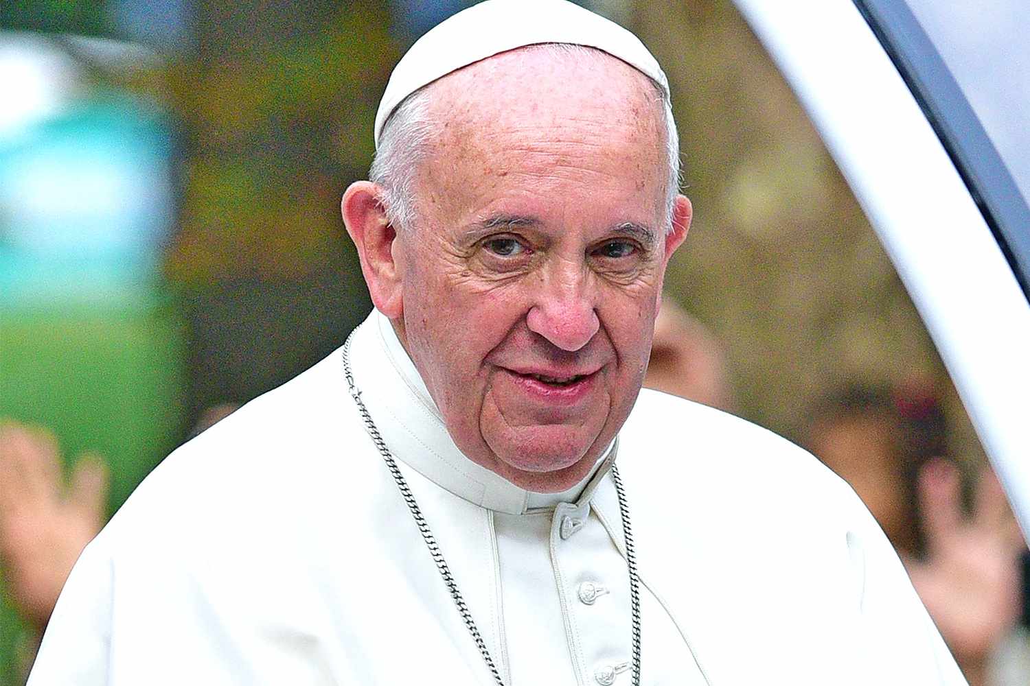 Pope Francis Reveals He Wrote a Resignation Letter Years In the past