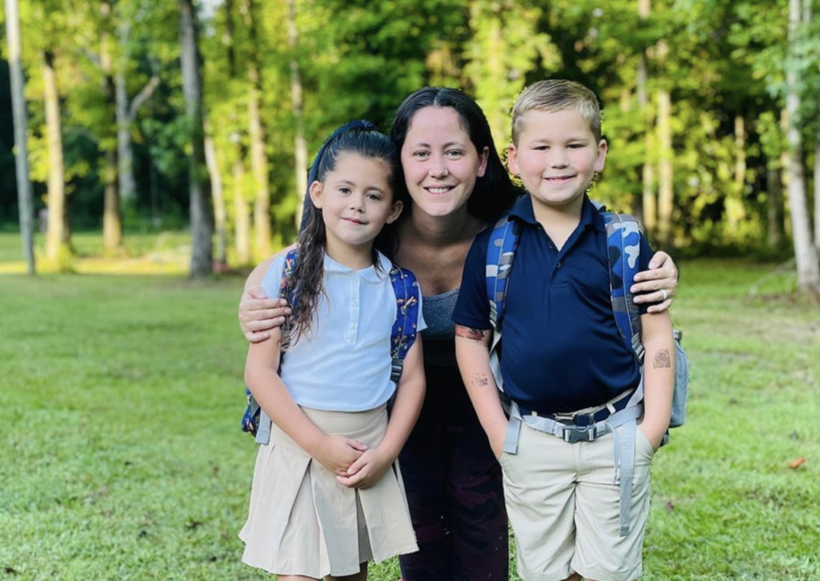 Jenelle Evans Hints That She Needs One other Child; Critics React In Horror