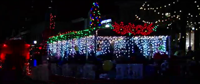 Hundreds attend 2022 Pageant of Lights parade