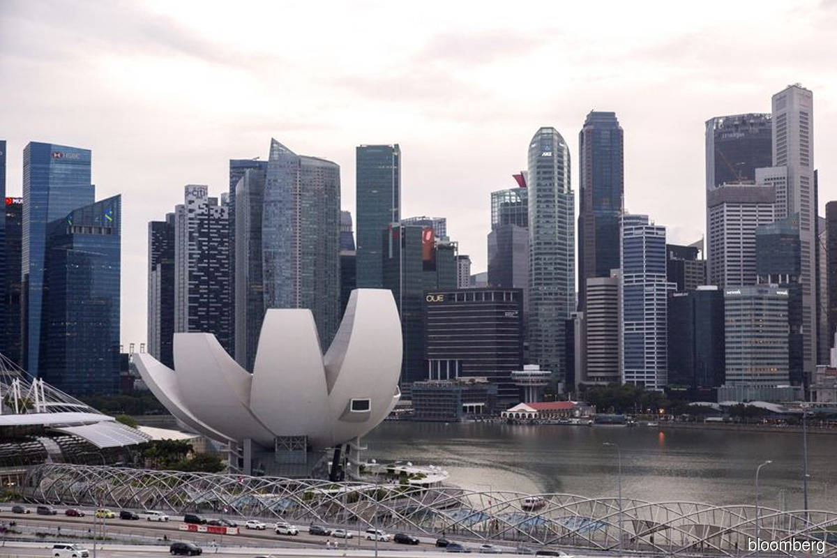 Singapore tech inventory rout intensifies with US0b wipeout