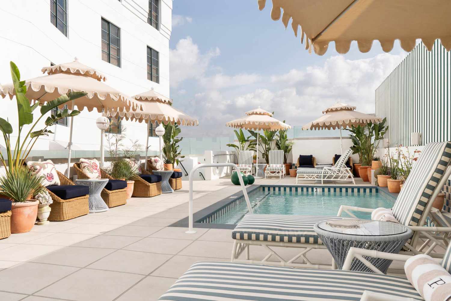 This New Los Angeles Resort Has Impeccable Fashion — and a Hidden Sushi Bar