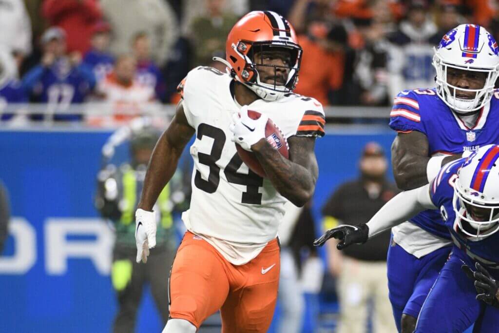 Which younger Browns want extra reps in ultimate 2 video games? Jerome Ford tops record