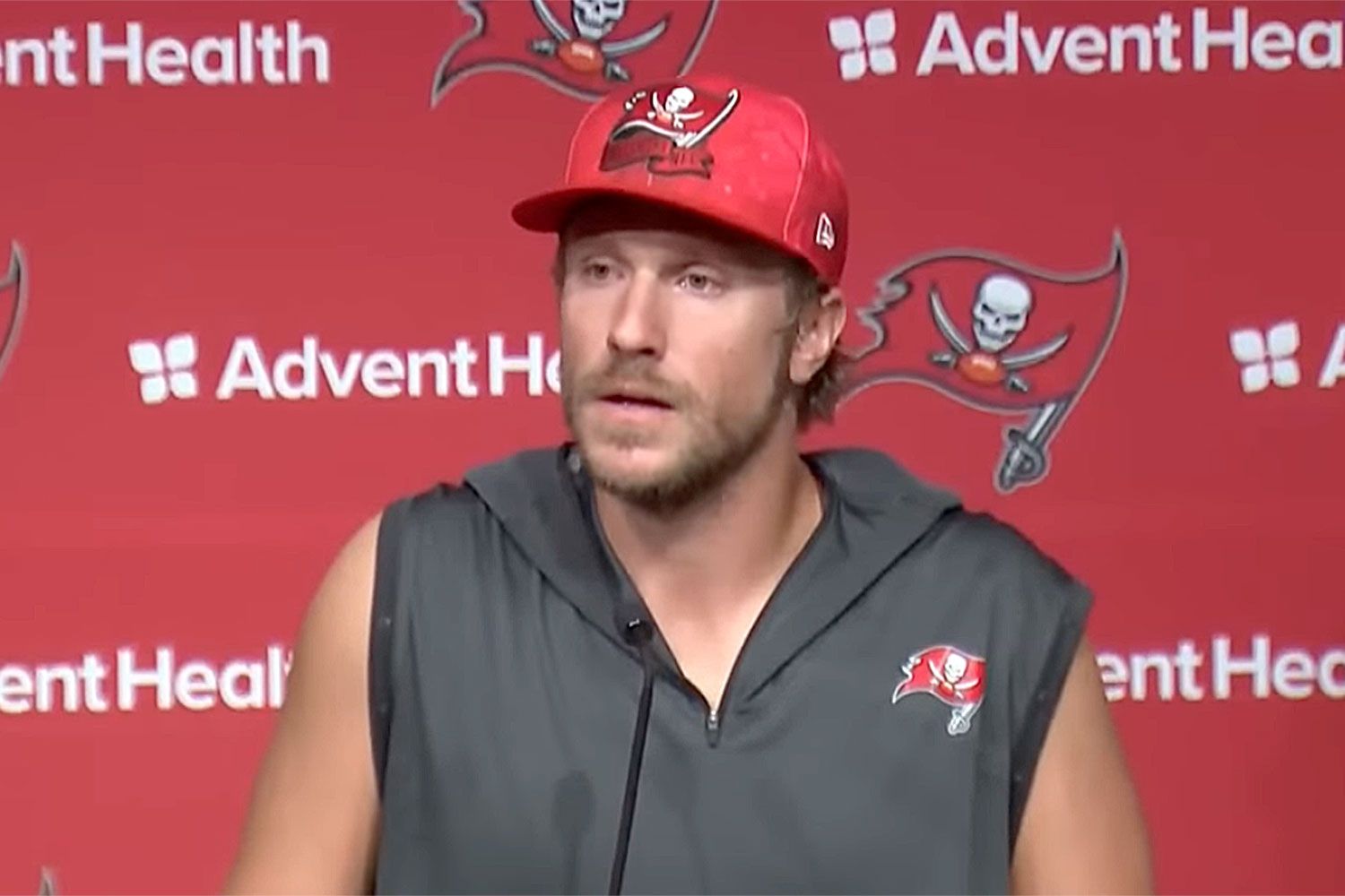 Buccs Backup QB Blaine Gabbert Helps 4 Individuals After Helicopter Crashe