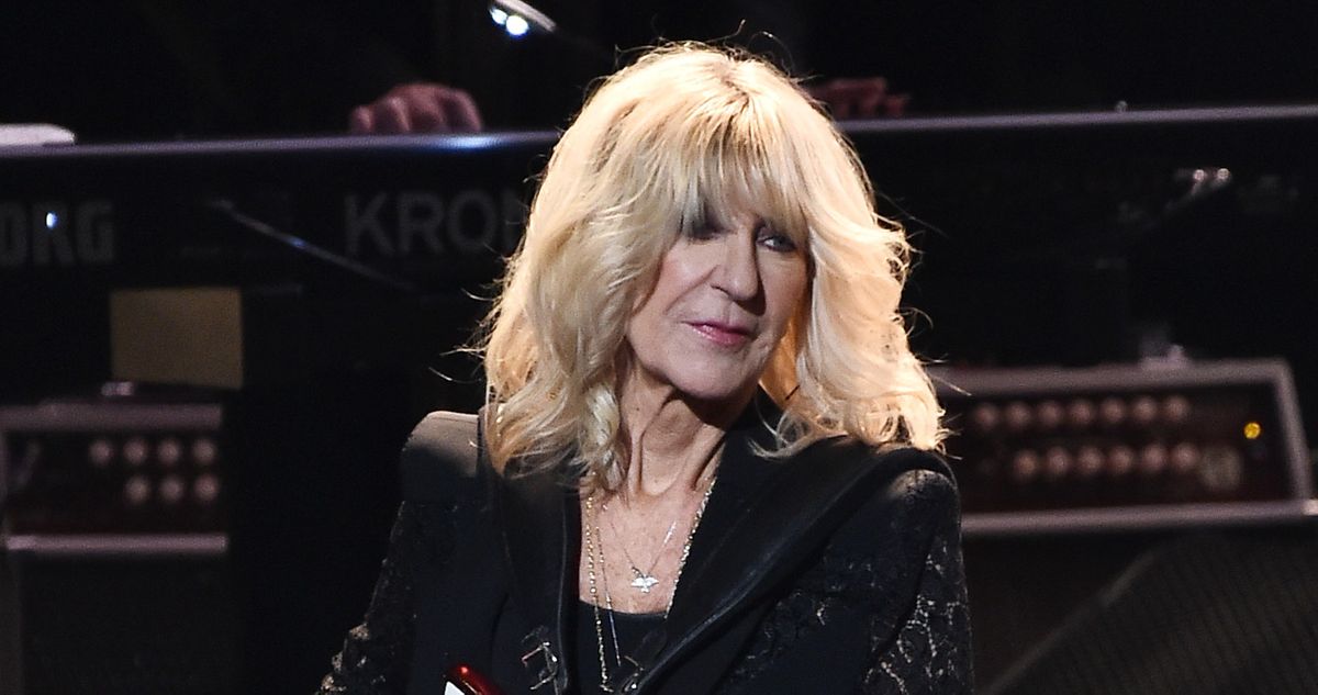 Christine McVie Remembered by Rubbish, Susannah Hoffs, Extra