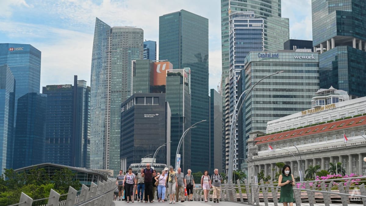 ‘Darkish clouds’ loom with doable recession in developed nations, however Singapore ought to be capable to keep away from identical destiny: PM Lee