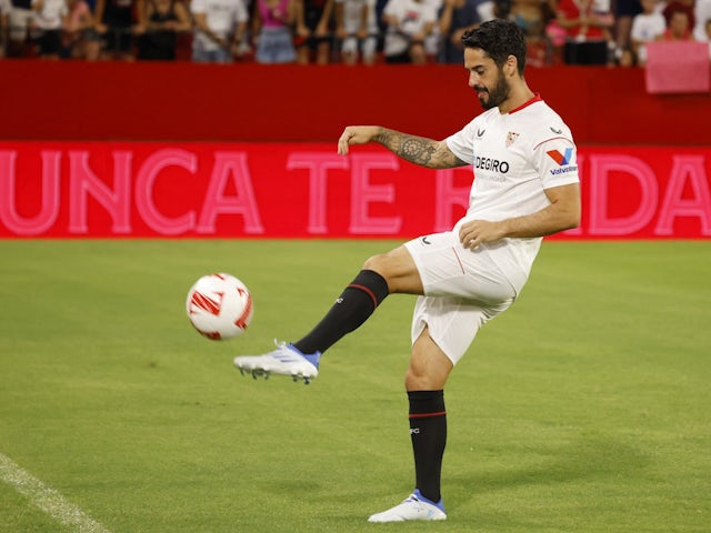 Sevilla affirm Isco has left membership on a free switch