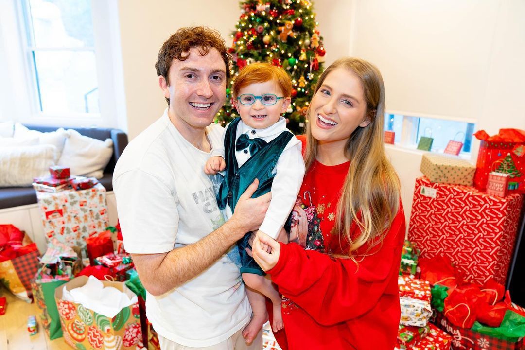 Meghan Trainor, Daryl Sabara Rejoice Christmas with Son Riley: Pictures