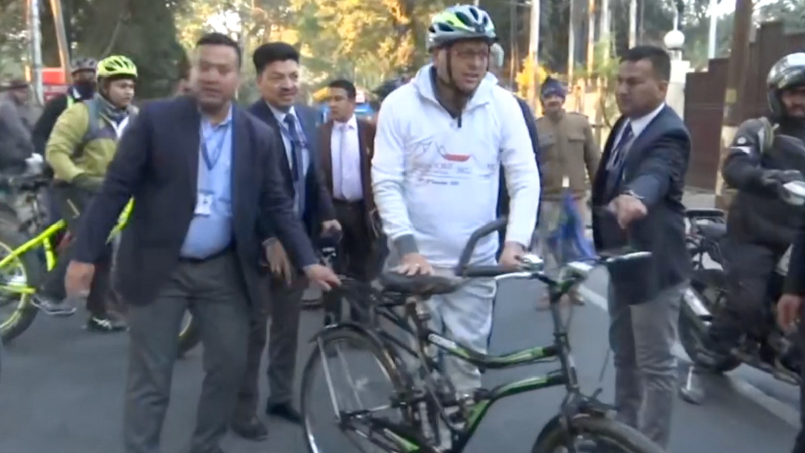 Uttarakhand CM Dhami rides bicycle to advertise ‘Mussoorie Winterline Carnival’ | Information