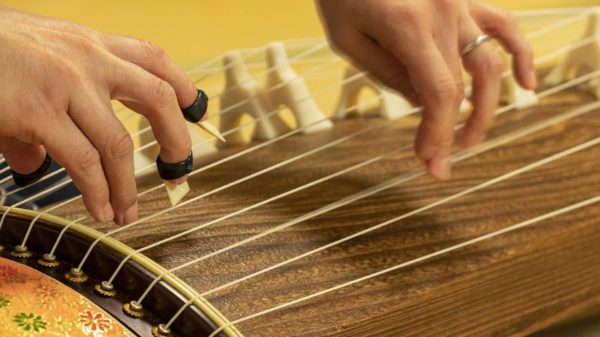 A musical historical past informed by means of centuries of Japanese literature