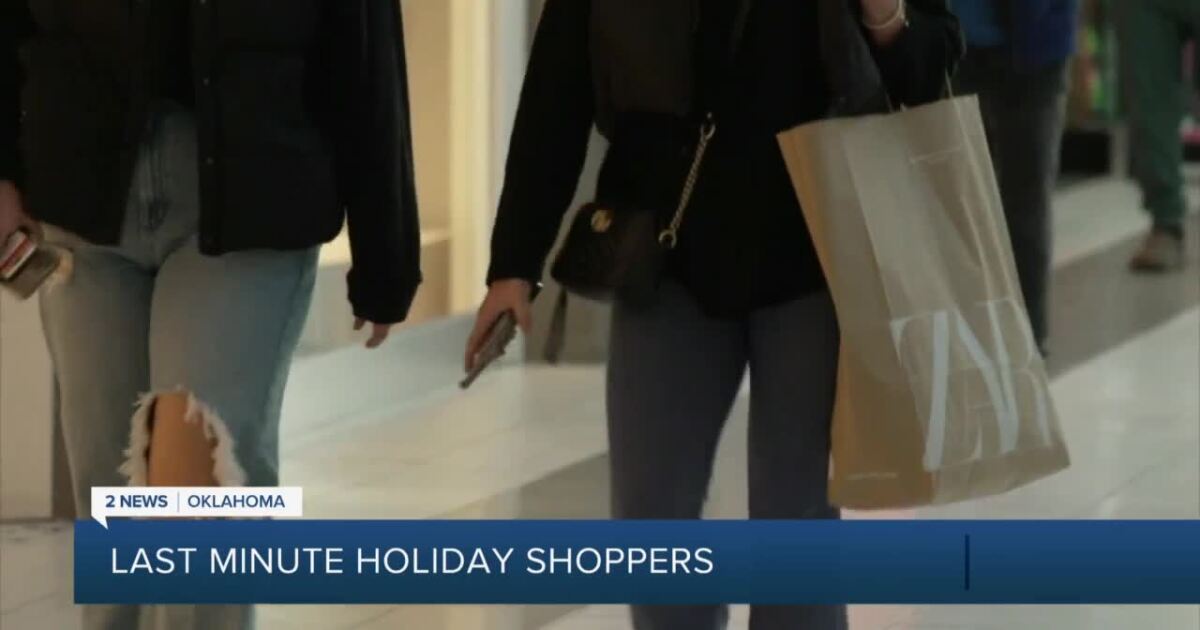 Consumers end last-minute vacation procuring